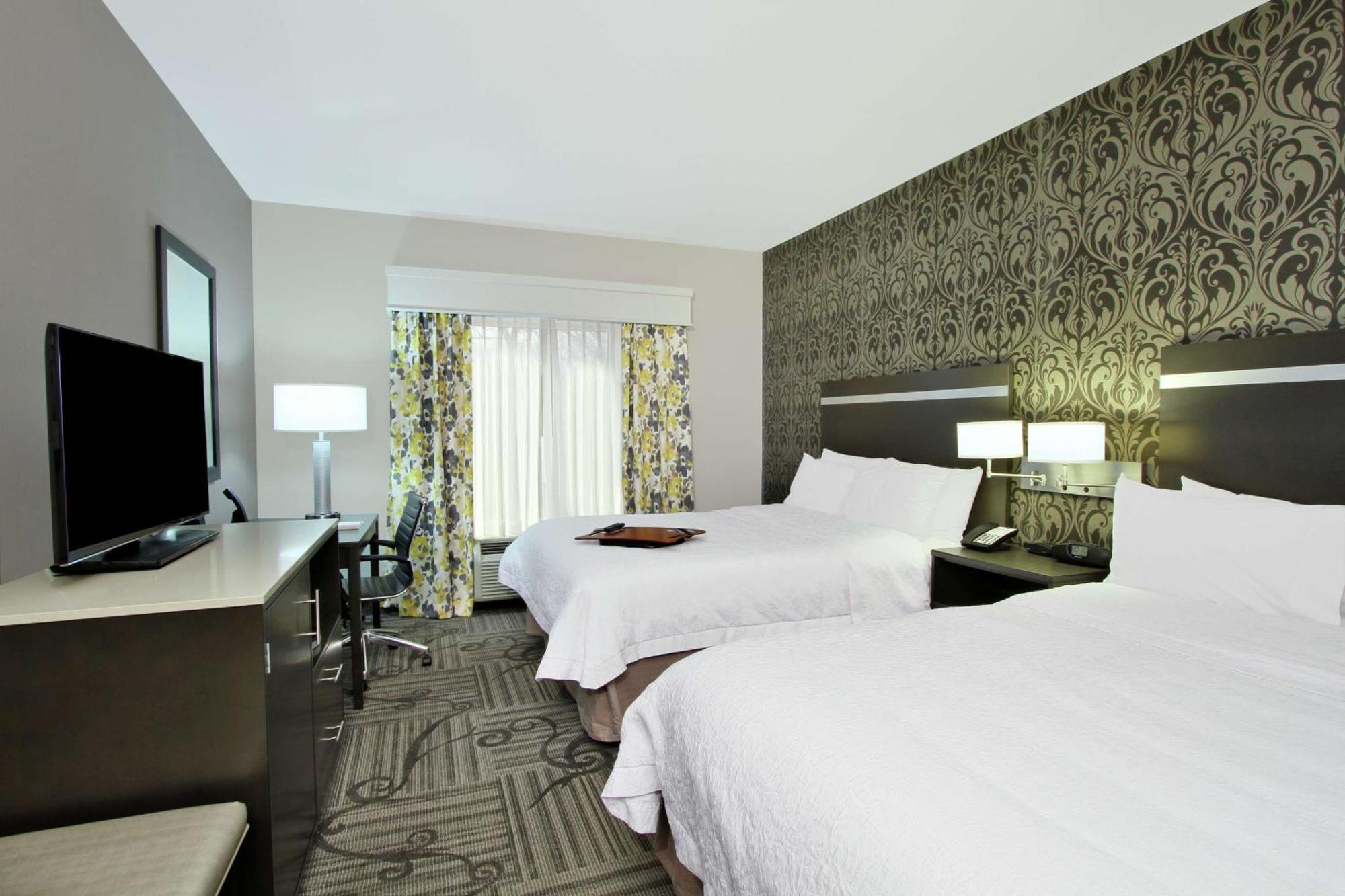 Hampton Inn & Suites Columbus/University Area Eksteriør billede
